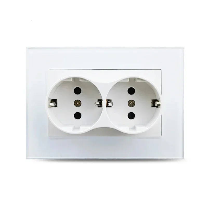 EU規格16Aダブルソケット内蔵壁面電気コンセント 123m - Home Improvement Outlet のレビューと価格